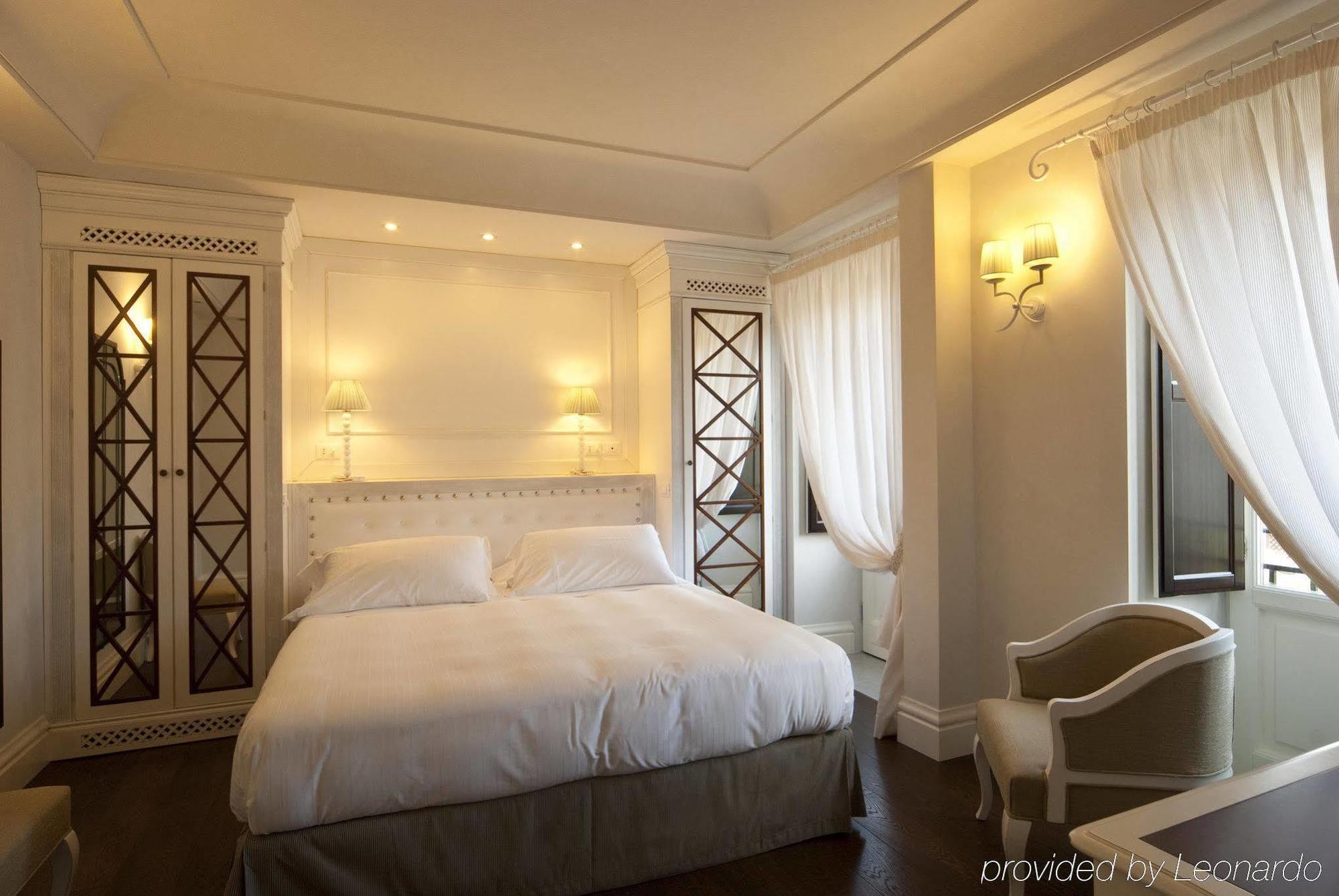 Villa Athena Resort Agrigento Bagian luar foto A room at the hotel